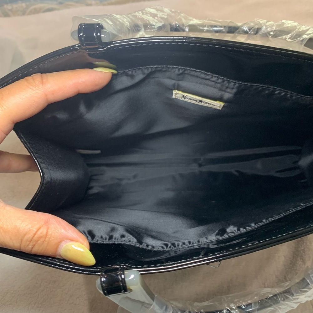 Neiman Marcus Black Cosmetic Bag Collection - Picture 3 of 3